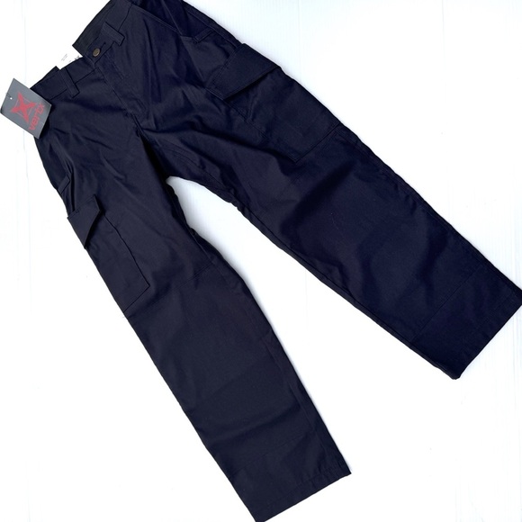🆕 Vertx Women’s Cargo Pants Navy size 04 / 28 NWT Phantom - Picture 1 of 12